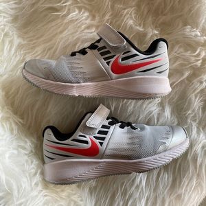 Nike boys sneakers
